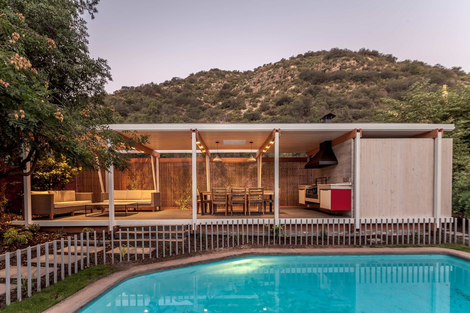 Pergola Pavilion – A Lightweight Pool House Built with Future Use in Mind Pergola Pavilion - PAR Arquitectos - Chile - Exterior - Humble Homes