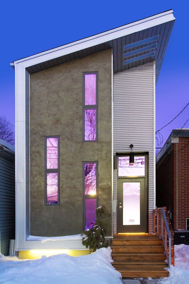 Small House with an Industrial Interior A Tiny House in Tiny Town