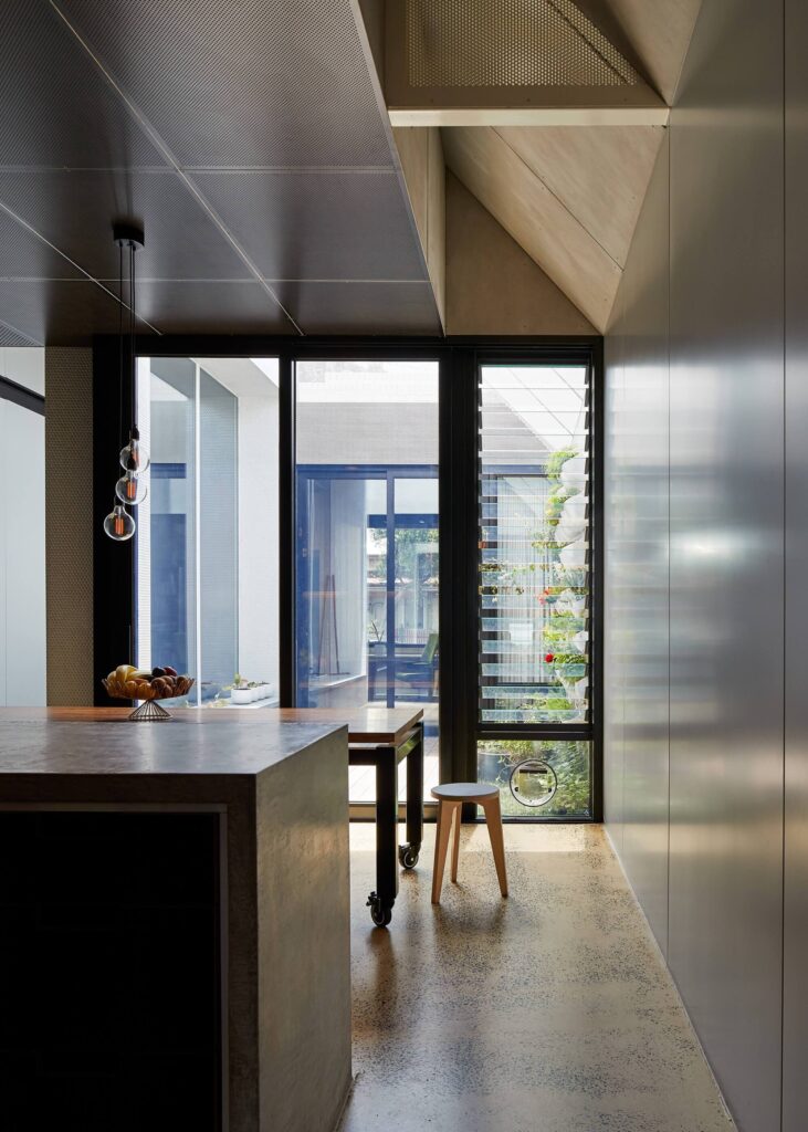 Dark Horse - Architecture Architecture - Brunswick Australia - 10 - Humble Homes