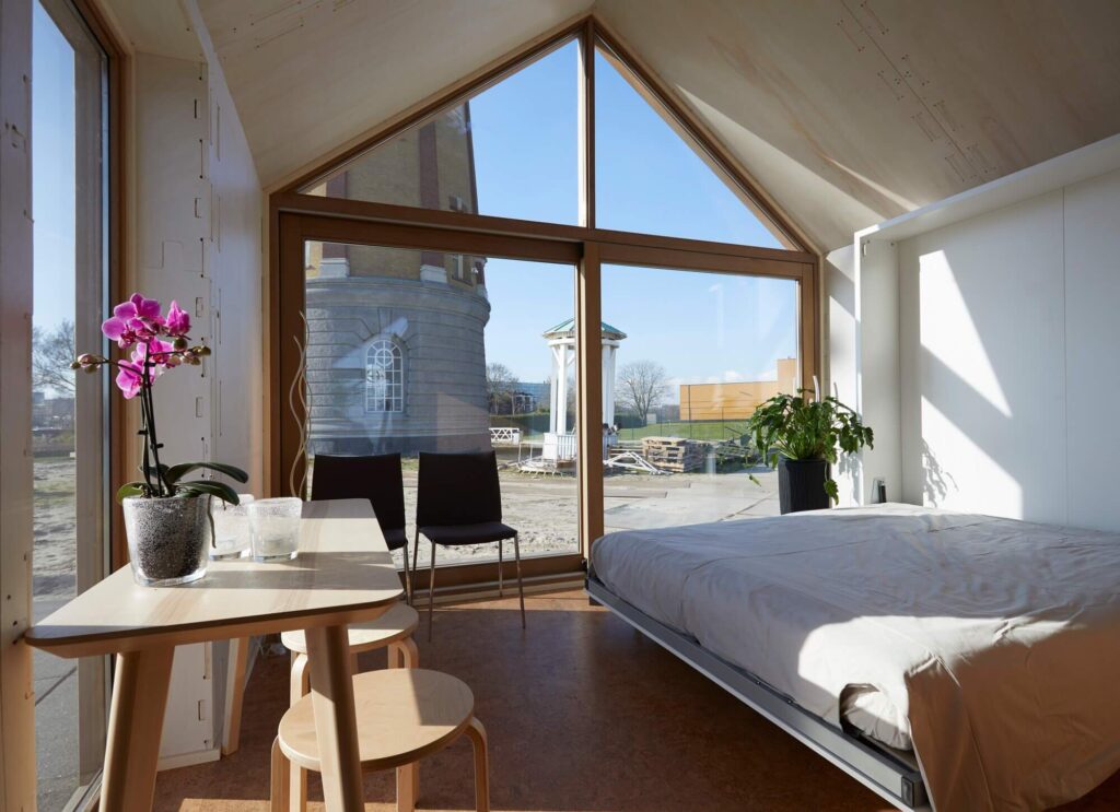 Petit-Place-RoosRos-Architects