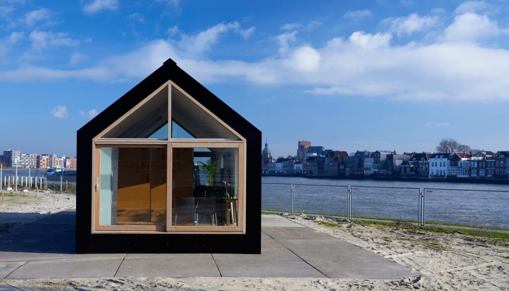 Petit-Place-RoosRos-Architects