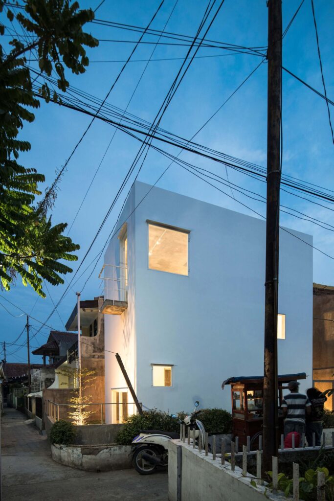 4x6x6-House-dua-studio-Indonesia
